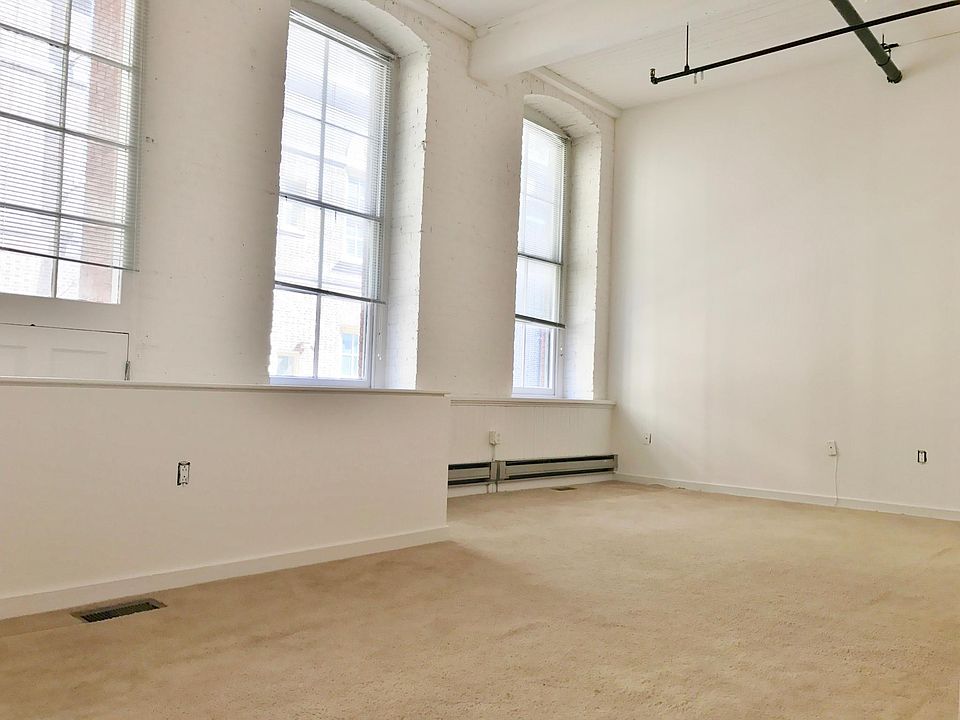 1st image of 313 Vine St APT 103