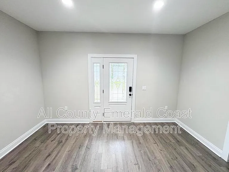 282 Magnolia St — Photo 18