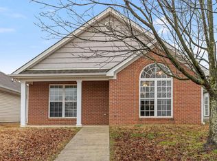 2013 Village Ln, Calera, AL 35040