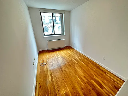 Rented by J PRESTON AND ASSOCIATES INC | media 7