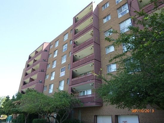 1st image of 100 Park Ave APT 310