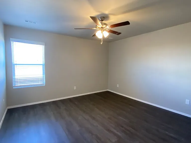 503A W Christopher Dr — Photo 12