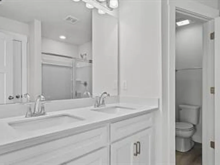 100 Marston Ln — Photo 14