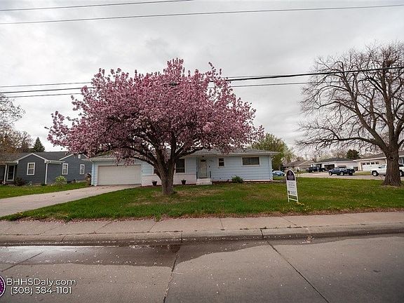5th image of 731 S Blaine St