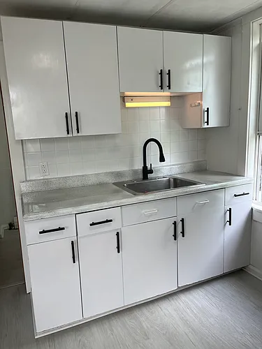 98 Raymond St #2E Photo 1