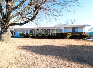 11208 Old Halls Ferry Rd, Saint Louis, MO 63136