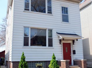 3624 N Wayne Ave #2, Chicago, IL 60613