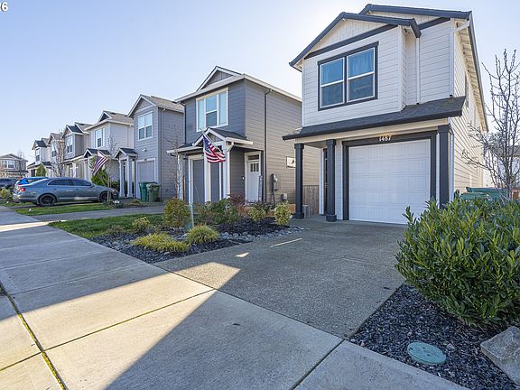 3rd image of 1487 S Gia Ct