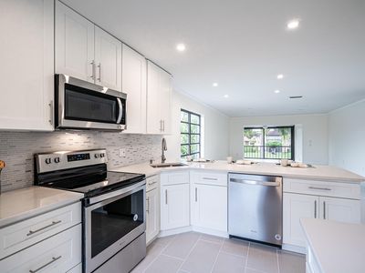8510 Casa Del Lago #B, Boca Raton, FL, 33433