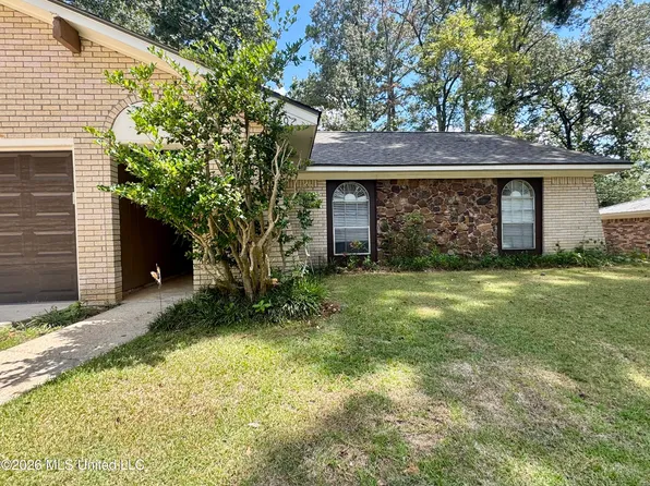 102 Fern Valley Rd, Brandon, MS 39042