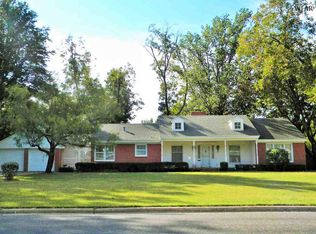 802 Sycamore Dr, Burkburnett, TX 76354