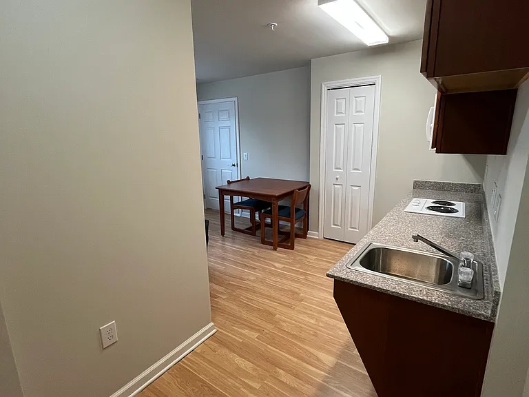 165-169 Barclay St #504 — Photo 8