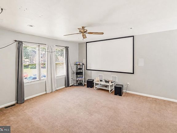2nd image of 7 Matro Ave