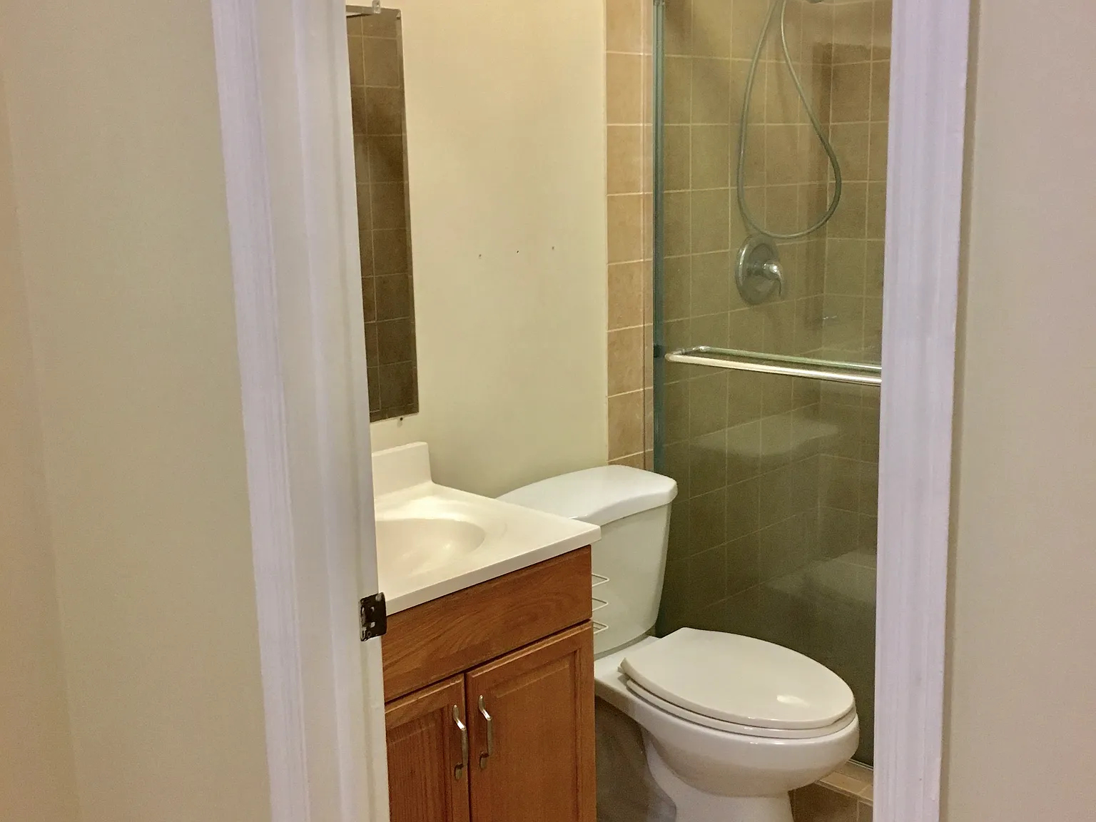 3 bed, 2.5 bath, 1150 sqft, $2,900 — Photo 4