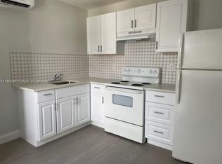 2300 NW 20th St #B, Fort Lauderdale, FL 33311