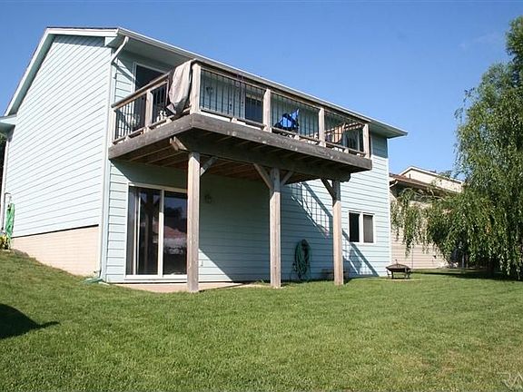 3rd image of 6208 W Jordan Dr