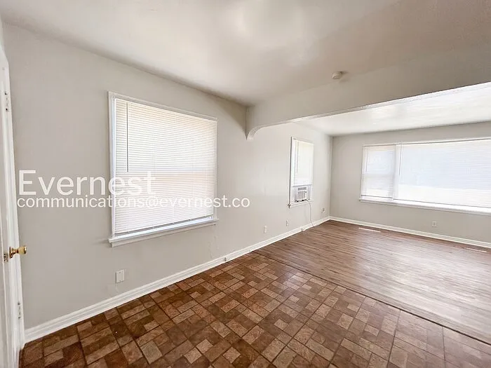4877 Norwich Pl — Photo 9