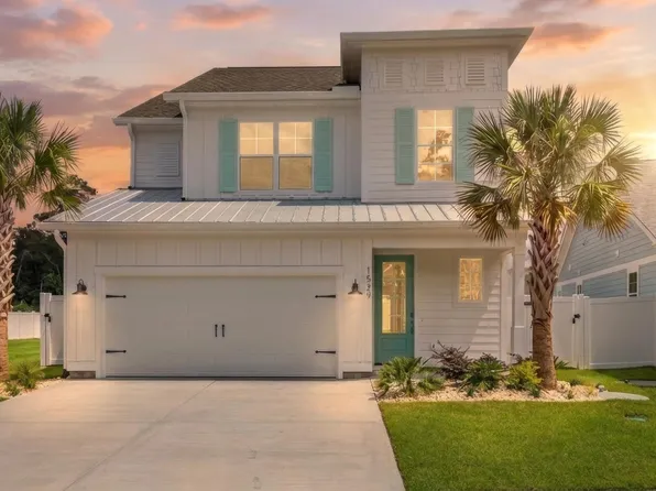 1529 Coastal Cove Lane, Calabash, NC 28467