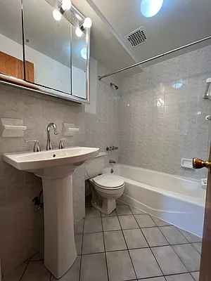 Rented by Compass | media 30