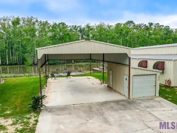 23334 Chene Blanc Ln, Maurepas, LA 70449