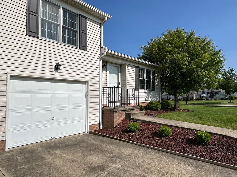 651 Sturbridge Dr #1 — Photo 6