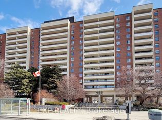 455 Sentinel Rd #304, Toronto, ON M3J1V5