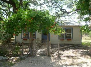 365 Lantana Ln, Bandera, TX 78003