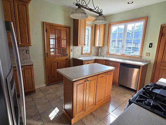 2nd image of 43 Terrace Pl