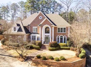 1115 Country Club Cir, Birmingham, AL 35244