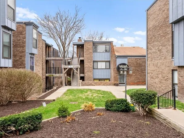 4057 Walnut St APT 1, Kansas City, MO 64111