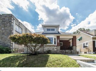 7257 Lawndale St, Philadelphia, PA 19111