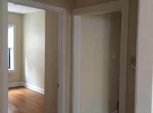 5237 N Winthrop Ave, Chicago, IL 60640