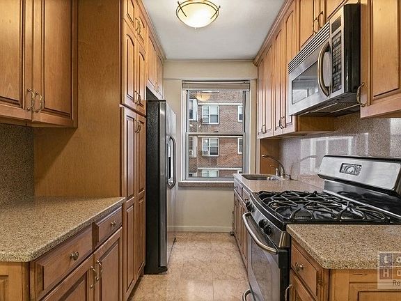 4th image of 453 Franklin D Roosevelt Dr #E1106