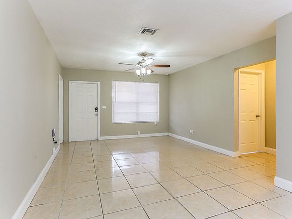 2nd image of 17190 NE 5th Ave
