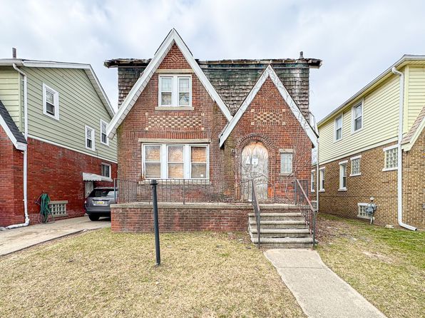 15817 Hartwell St, Detroit, MI 48227