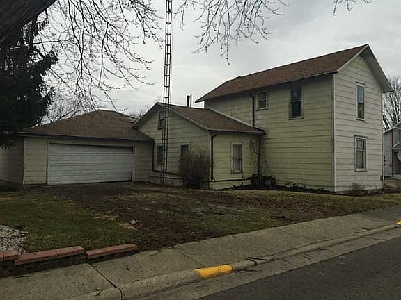 5th image of 202 W College St
