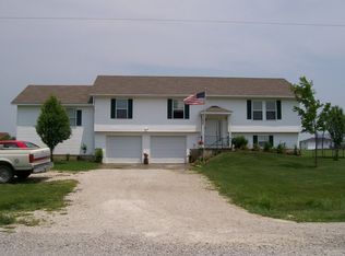128 Broadview Dr, Marshfield, MO 65706