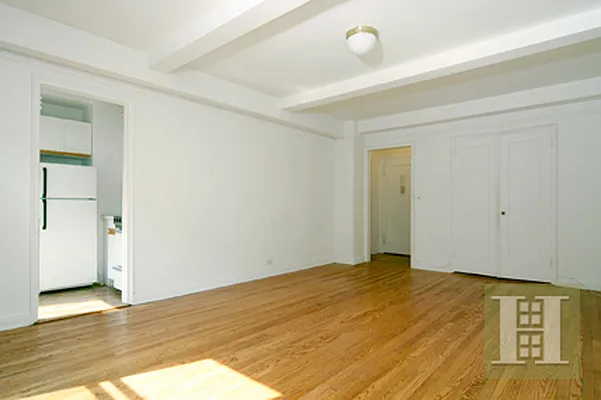 Rented by Halstead Real Estate | media 7