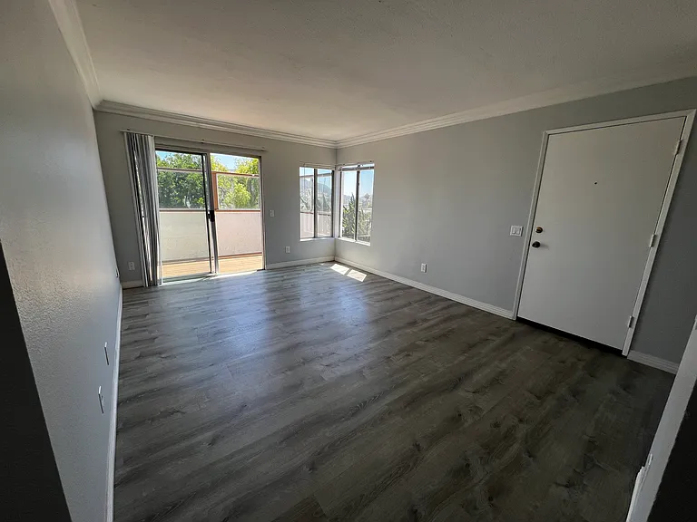 924 S Rancho Santa Fe Rd S #G — Photo 9