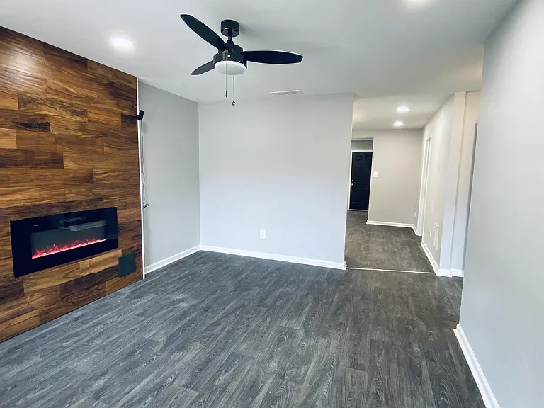 1643 Pinedale Cir NW — Photo 5