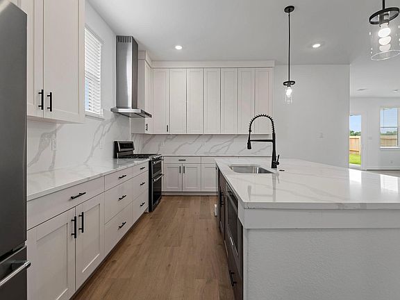 7th image of this home