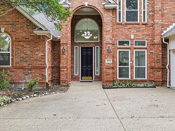 2nd image of 2105 Leeds Dr