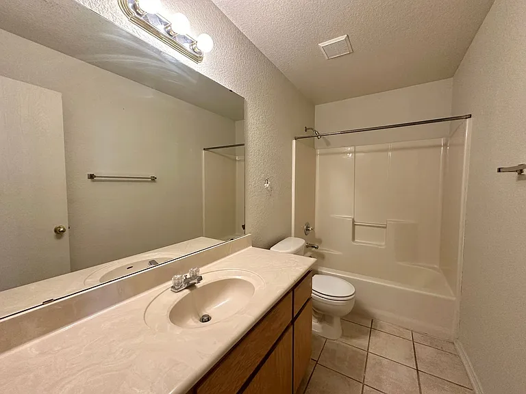 2604 Alma Dr — Photo 12