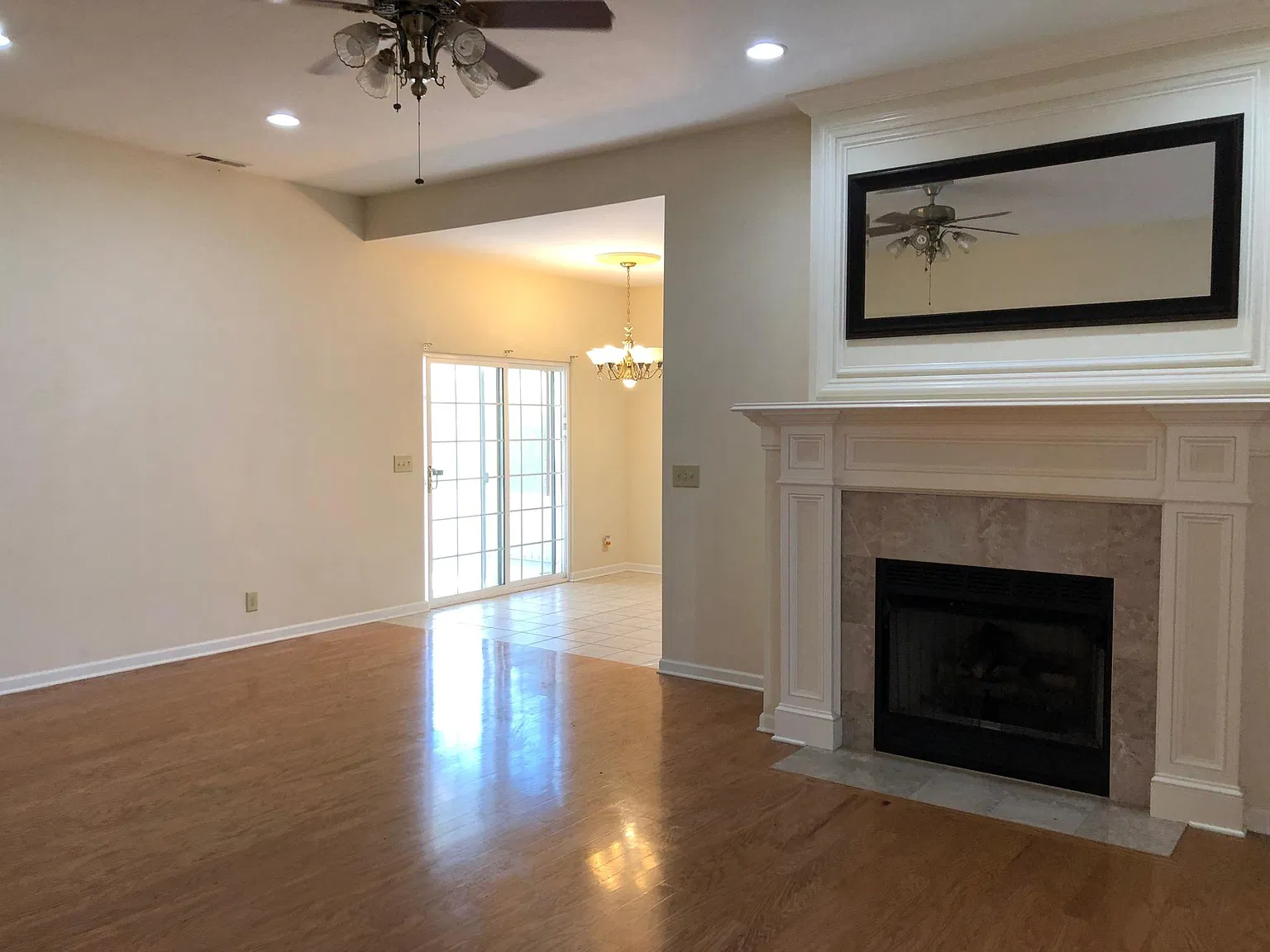 3 bed, 1462 sqft, $2,000 — Photo 2