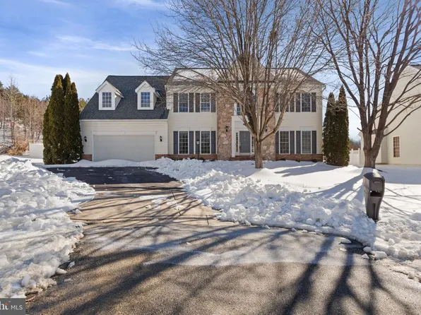 7002 Ferguson Dr, Fredericksburg, VA 22407