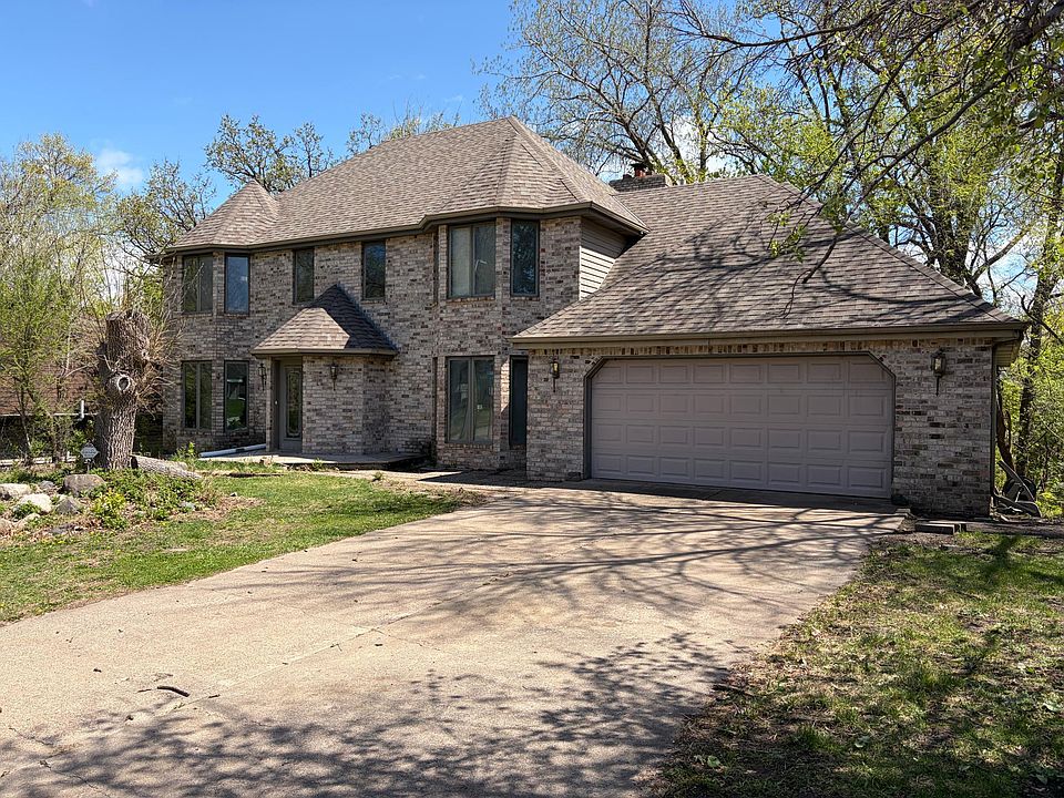 1st image of 5505 Matterhorn Dr NE
