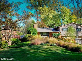 7813 Winterberry Pl, Bethesda, MD 20817