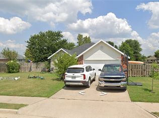 1330 Pinot Ave, Centerton, AR 72719