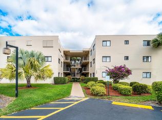 5280 Las Verdes Cir APT 122, Delray Beach, FL 33484