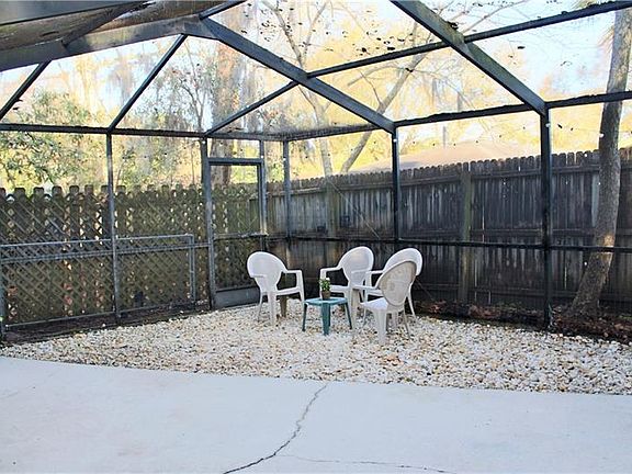 4th image of 16078 Dawnview Dr